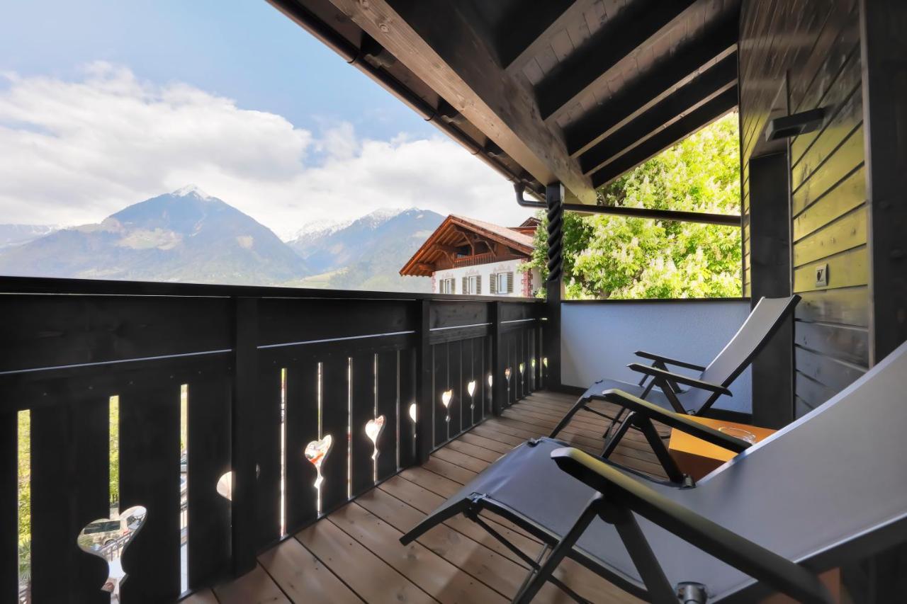 Hotel Schlosswirt Schenna Eksteriør billede