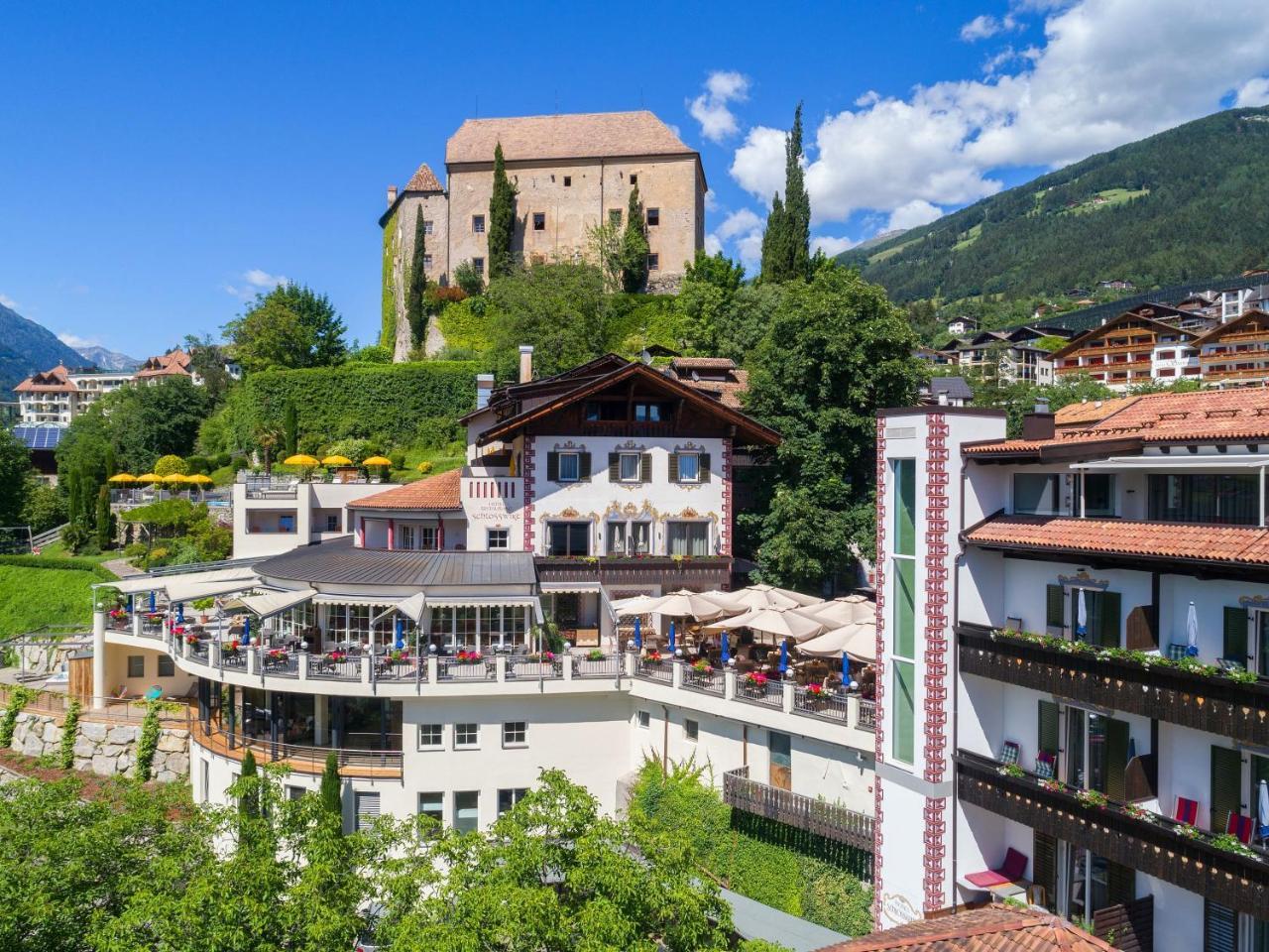 Hotel Schlosswirt Schenna Eksteriør billede